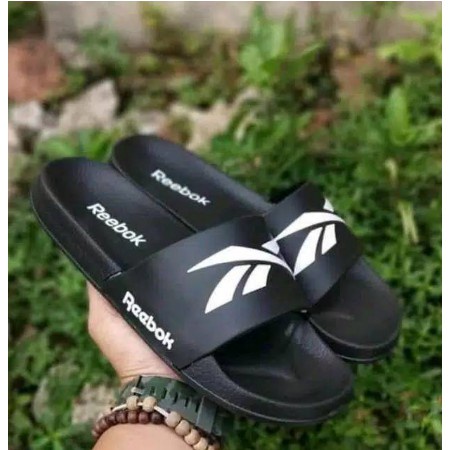 11.11 Big Sale Sandal Slide Karet Daily Unisex Rebok size 37-43-HITAM