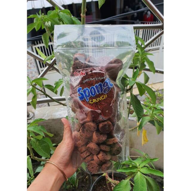

Sponge crunch rasa coklat 250gr / Snack Repack