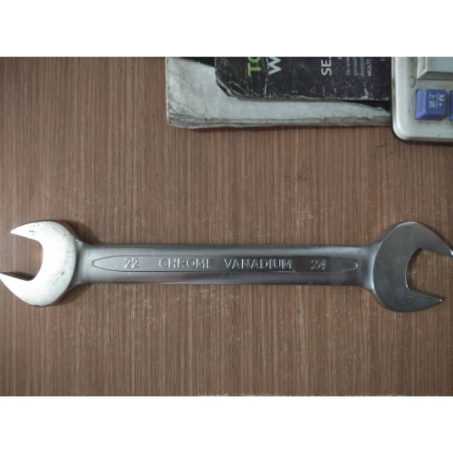 Kunci pas 22 24 chrome vanadium