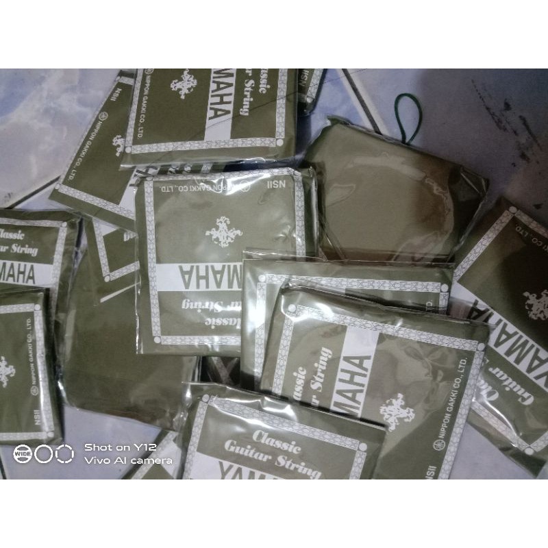 Senar gitar Yamaha nilon