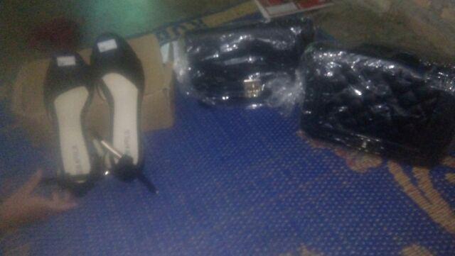 Set Rn 01 & Stella Black