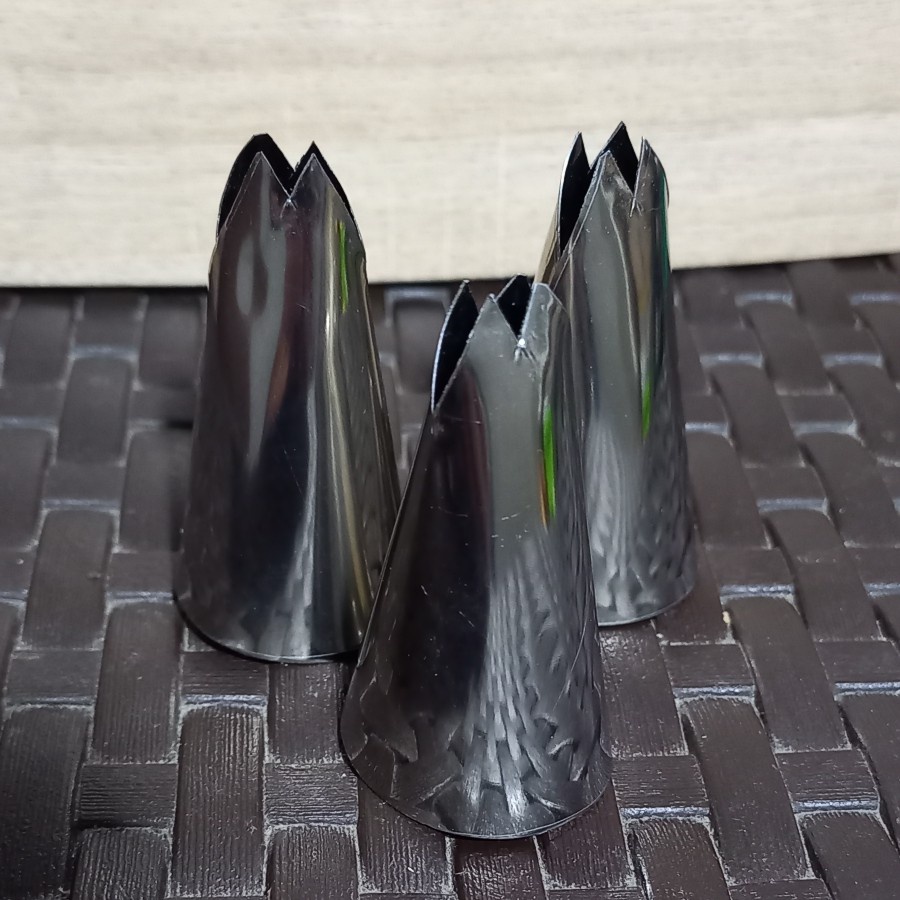 Spuit Daun #1 Spuit Dekorasi Butter Cream