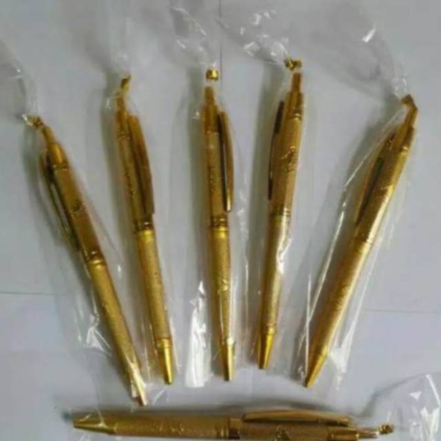 

Sevenir pernikahan/sunatan/acara acara lainnya. Pulpen mas