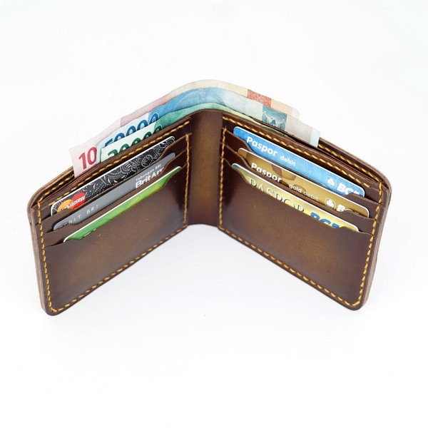 Jayuwan DIB2L Dompet Pria Bifold Full Kulit Asli Brushh Off  8 Slot Kartu