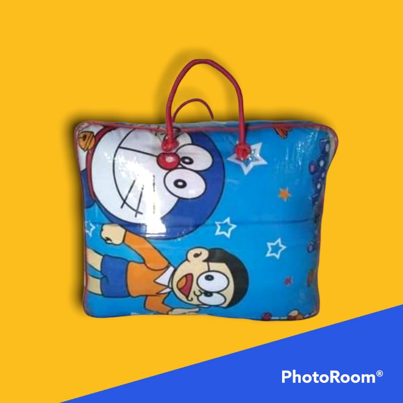 SELIMUT BEDCOVER DORAEMON STAR