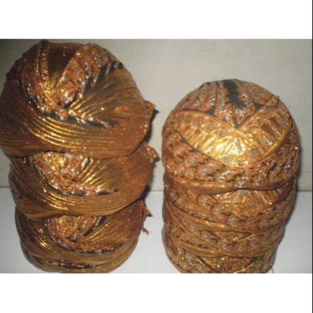 Grosir Blangkon Manten emas Blok