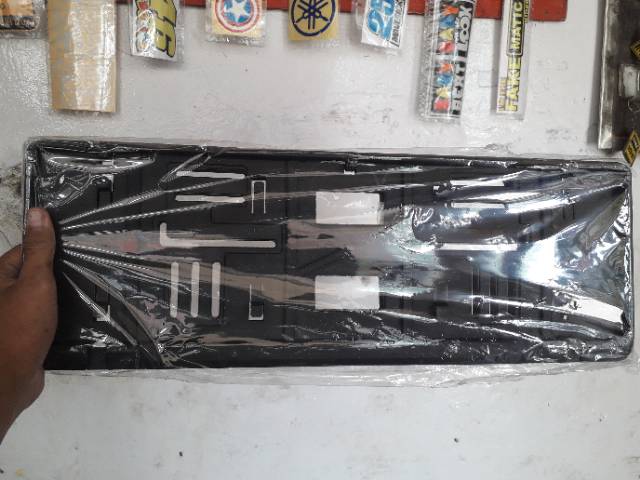 Tatakan plat nomor MOBIL 2pcs + baut