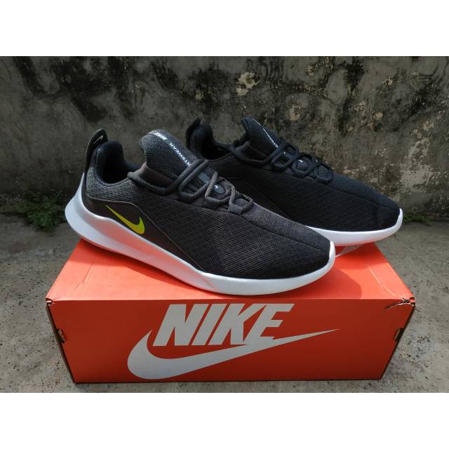 NIKE VIALE