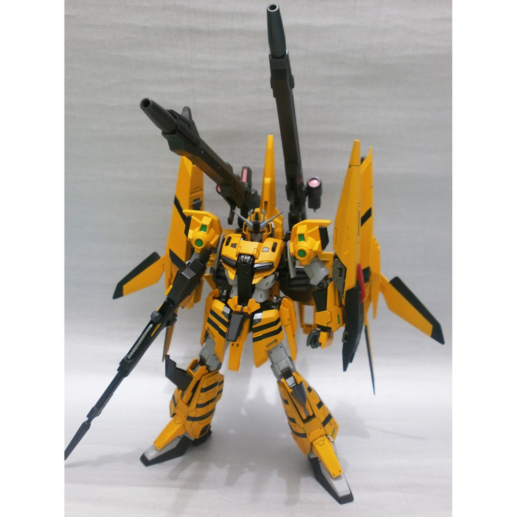 RG 1/144 Zeta Bee Gundam ( Repainted )