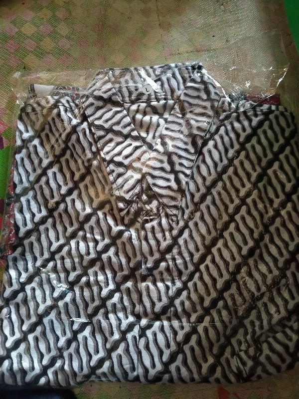 Hem Kemeja Batik Murah Pria Lengan Pendek Bahan Katun