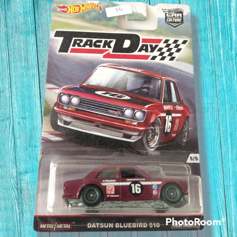DATSUN BLUEBIRD 510 TRACKDAY