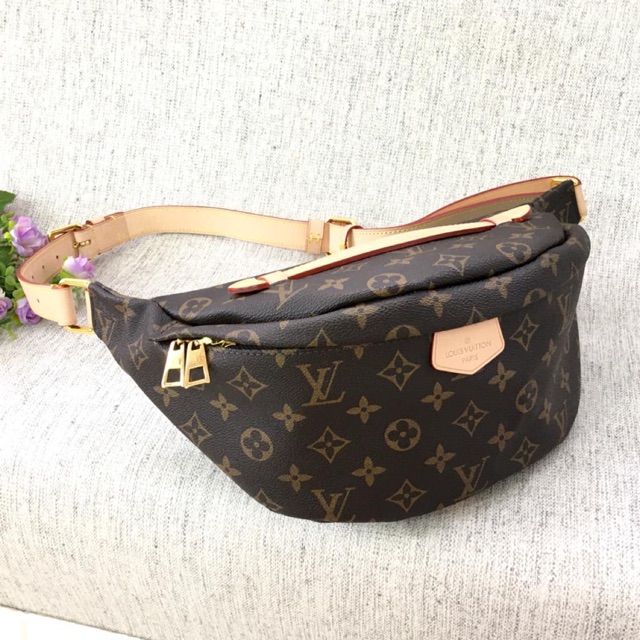 LV Bumbag Monogram