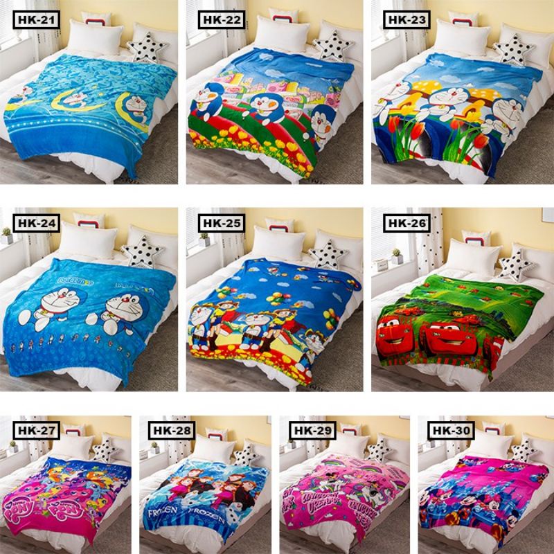 Selimut Karakter Bulu Halus Jumbo 150x200cm - Selimut Jumbo Motif Karakter Doraemon Helokiti Minion 
