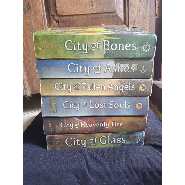 Novel The Mortal Instruments