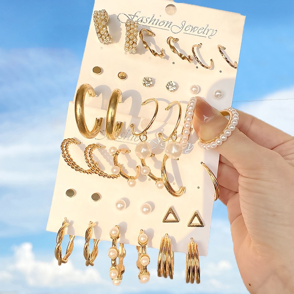 Fashion Pearl Earring Set Luxury Butterfly Love Heart Gold Stud Earrings Resin Hoop Earrings Women Jewelry Accessories