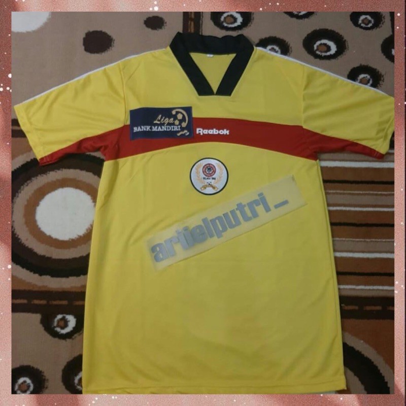 Jersey retro semenpadang liga bank mandiri kuning 2000