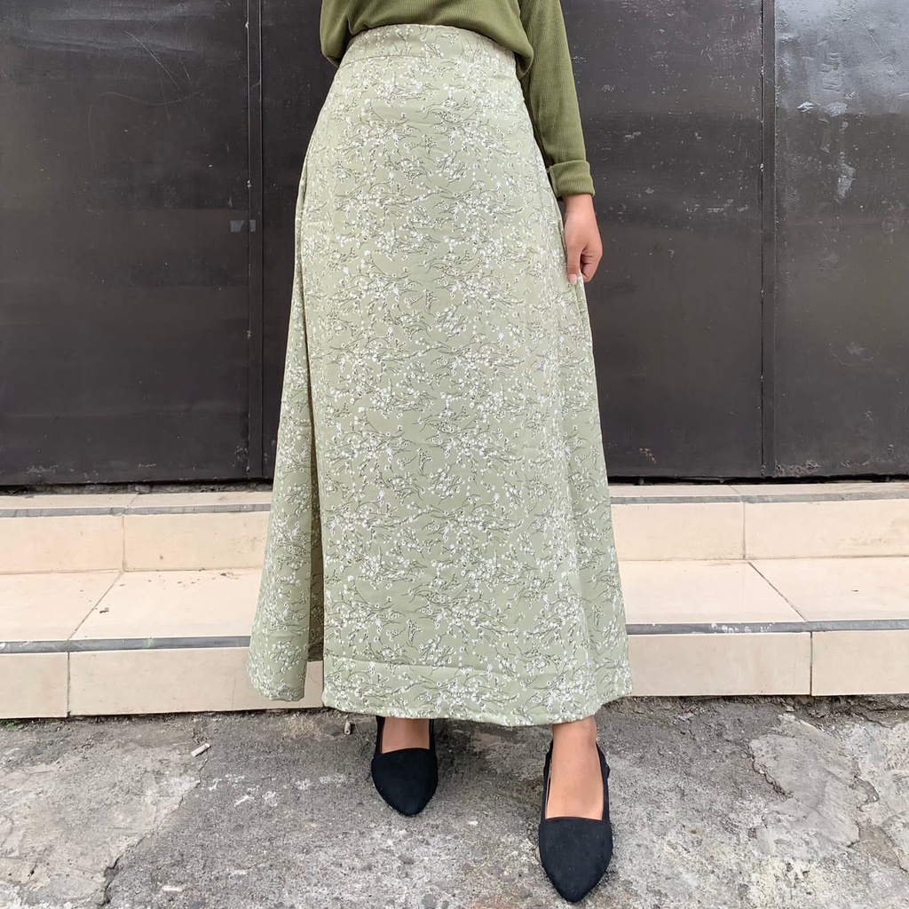 ROK SKIRT JUMBO BB 90 / ROK SPAN / ROK MIDI SKIRT MAXI A LINE SKIRT PATTERN KOREAN STYLE MOTIF BUNGA / FLORAL FLORA GARDENIA SYAKILLA TARTAN SKIRT / MIDI SKIRT / ROK A LINE / ROK TARTAN SPAN / ROK BUNGA / ROK MAXI