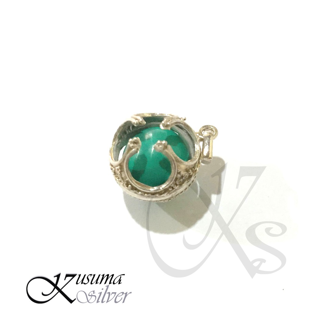 Liontin Mainan Kalung Perak Silver Bali Bulat Mata Hijau Bunyi 925