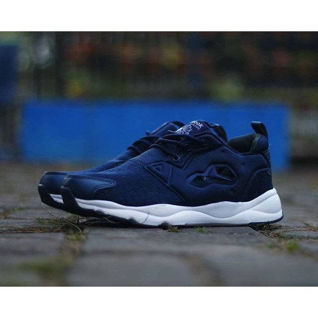 Sepatu Reebok Classic, Sepatu Reebok Pria