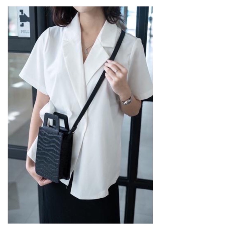 Pandora sling bag