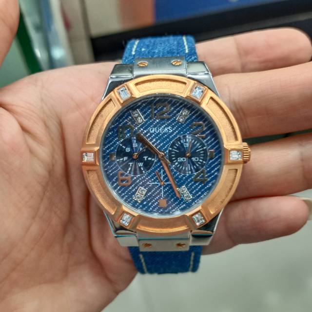 Jam tangan wanita Guess W0289L1 original