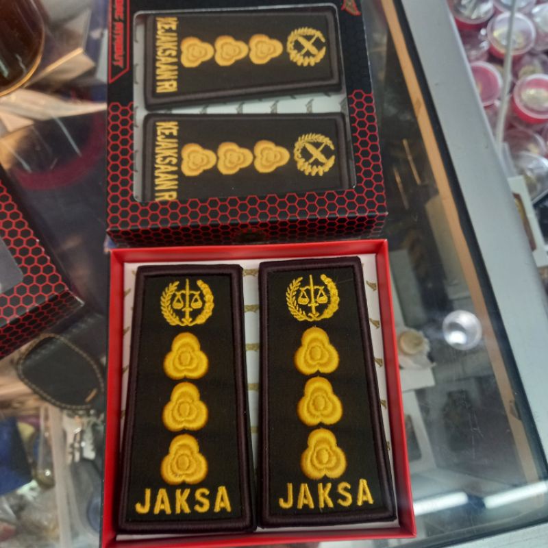 PANGKAT JAKSA GOLONGAN 4B
