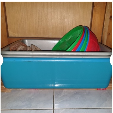 BASKOM KOTAK BESAR WARNA/BAK PLASTIK SEGI WARNA BESAR/BASKOM SEGI (L)