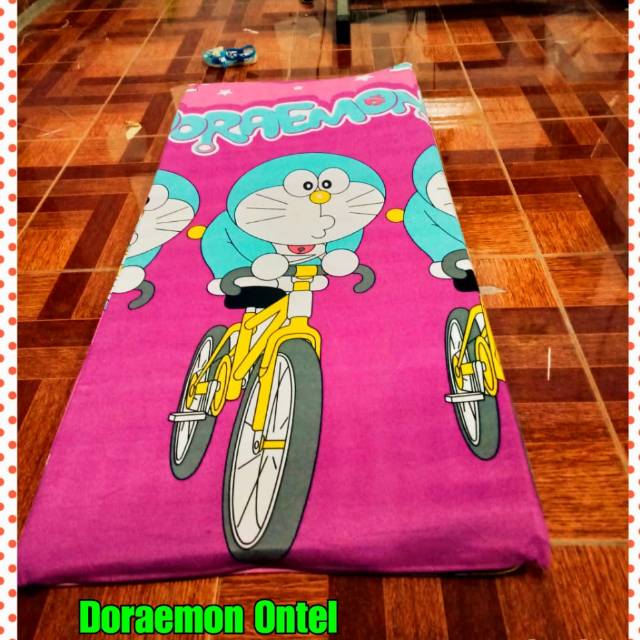ALAS SETRIKA BAHAN DISPERSE + LAPIS BUSA SIZE 100X50X2CM
