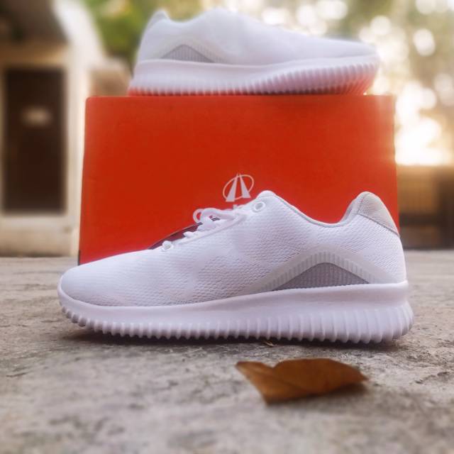 SEPATU SNEAKERS RUNNING WANITA SEPATU OLAHRAGA ARDILES STACEY