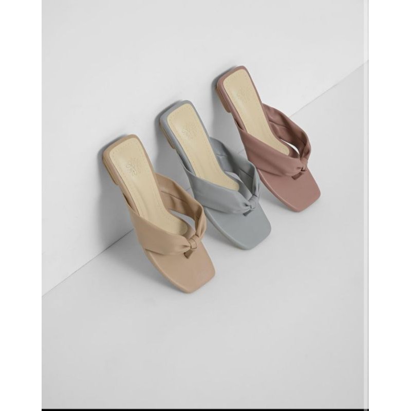 SUNDAE SANDAL FLAT LOCAL.ID