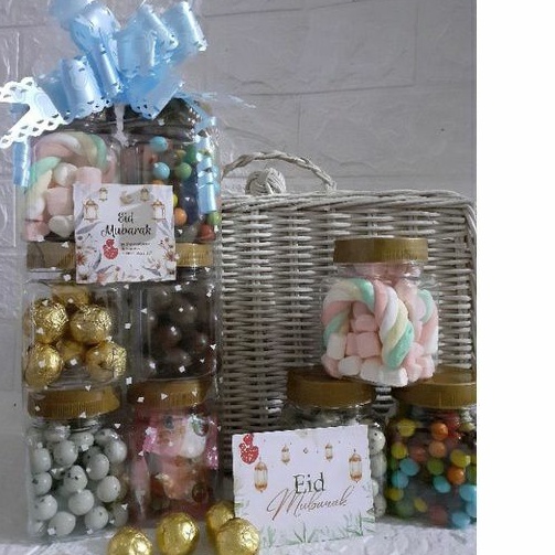 

Parcel Hampers Lebaran Natal+Kartu Ucapan Coklat Lagie Marshmallow Yupi