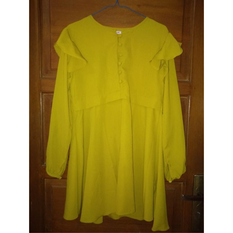 preloved brand QAMARI