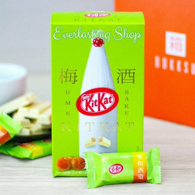 

Kitkat Ume Sake Plum In Japanese Cocktail Tart White Chocolate Kit Kat Choco Chocolat Cokelat Prem