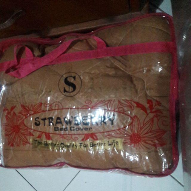 Bed Cover Bahan Jacquard Emboss King Size Uk 180 X 200