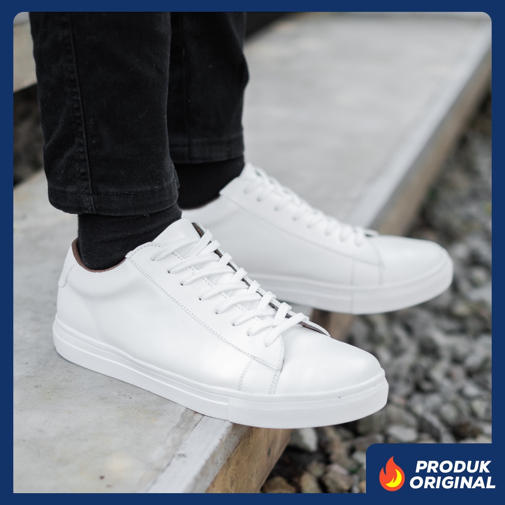 MUZZLE FULL WHITE ORIGINAL x LVNATICA Sepatu Sneakers Putih Polos Pria Kets Tali Casual Jalan Santai Hangout Main Nongkrong Kondangan Sekolah Kuliah Distro Fashion Sport Shoes Semi Kulit Premium Skate Footwear Big Size Jumbo Ukuran Besar 44 Keren Terbaru