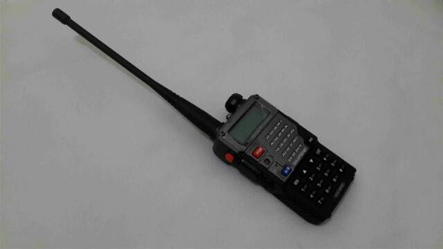 HT BAOFENG UV 5RE Dual Band VHF UHF, Bopeng  UV5R E Garansi 1 Tahun - 5 RE Free Earset UV 5r