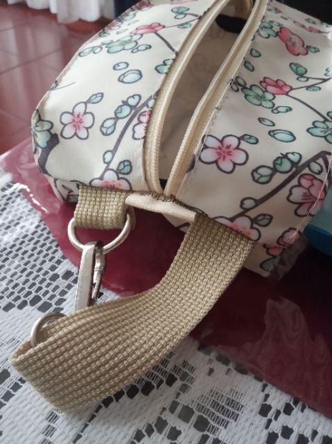 Tempat Tissue Basah Dan Kering 2in1 3in1 4in1 Bunga Krem