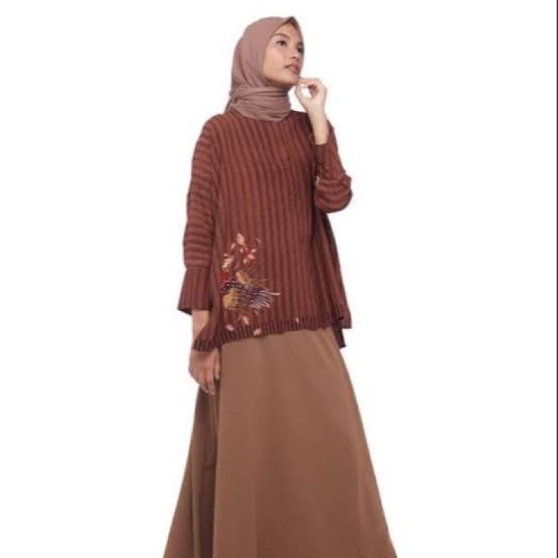PRELOVED RIA MIRANDA Lurik Top