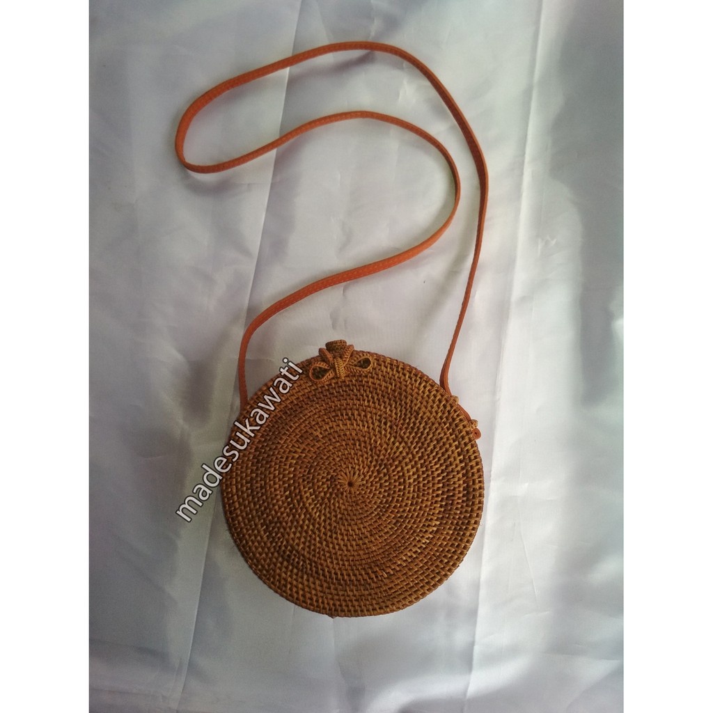 Tas klasik rotan bali diameter 25 cm