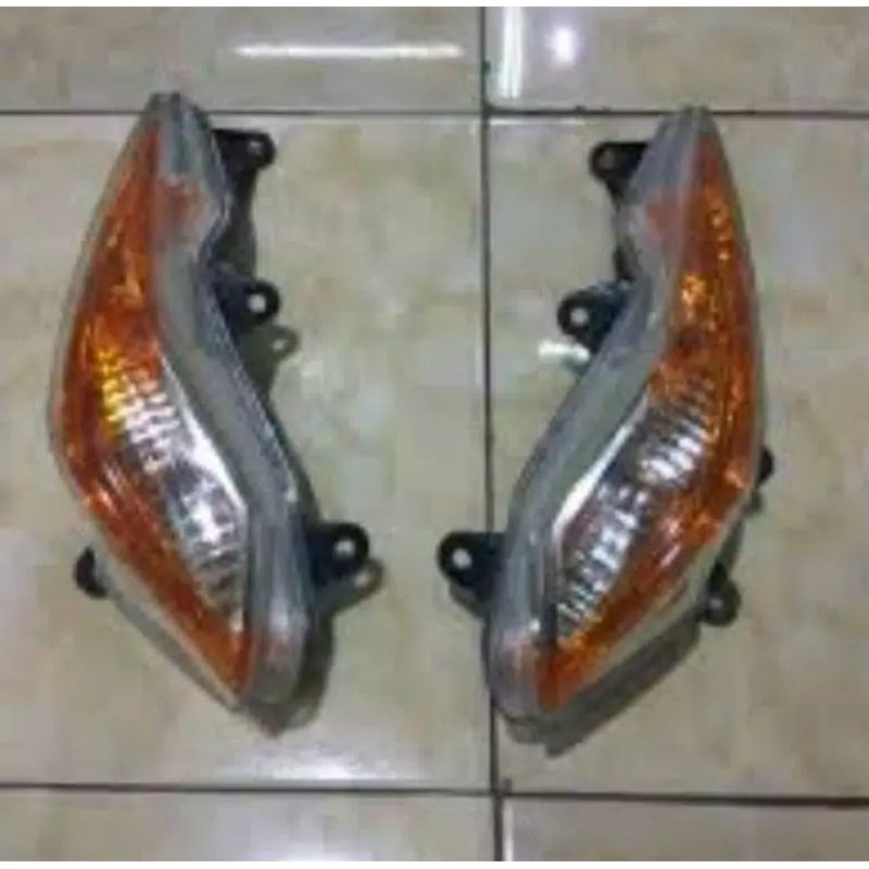 lampu sen depan honda blade 2012