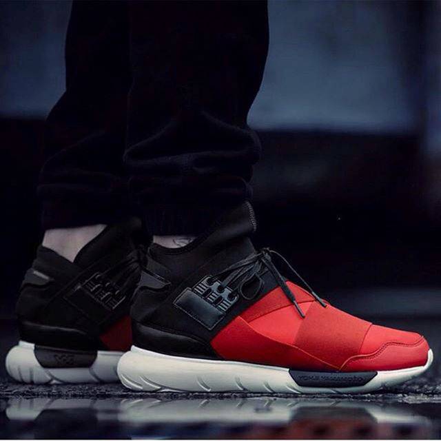 y3 qasa red