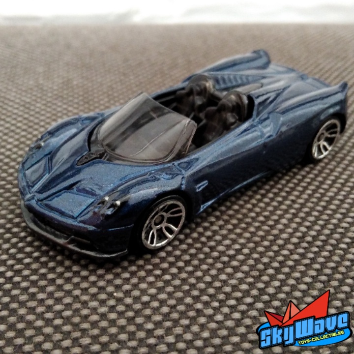 Diecast Hot Wheels 2017 - '17 Pagani Huayra Roadster