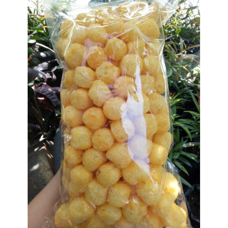 

Chiki ball 100 gram / chicki ball keju / chiki ball coklat / snack kiloan / snack lebaran