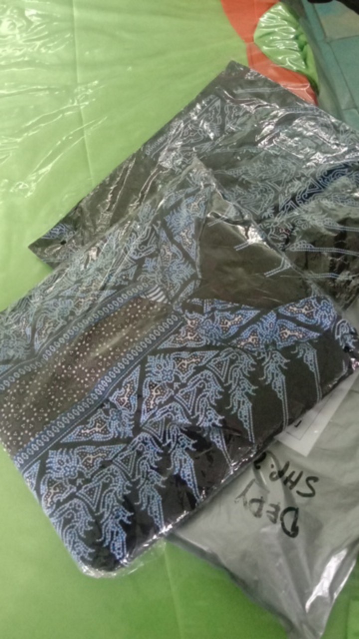 Batik Couple Keluarga Sania Ruffle Ori Ndoro Jowi Dnt Kondangan Pesta Nikahan Batik Modern,