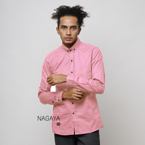 kemeja polos pria lengan panjang warna pink marron mustard lilac ungu  putih hitam marron hem kantor