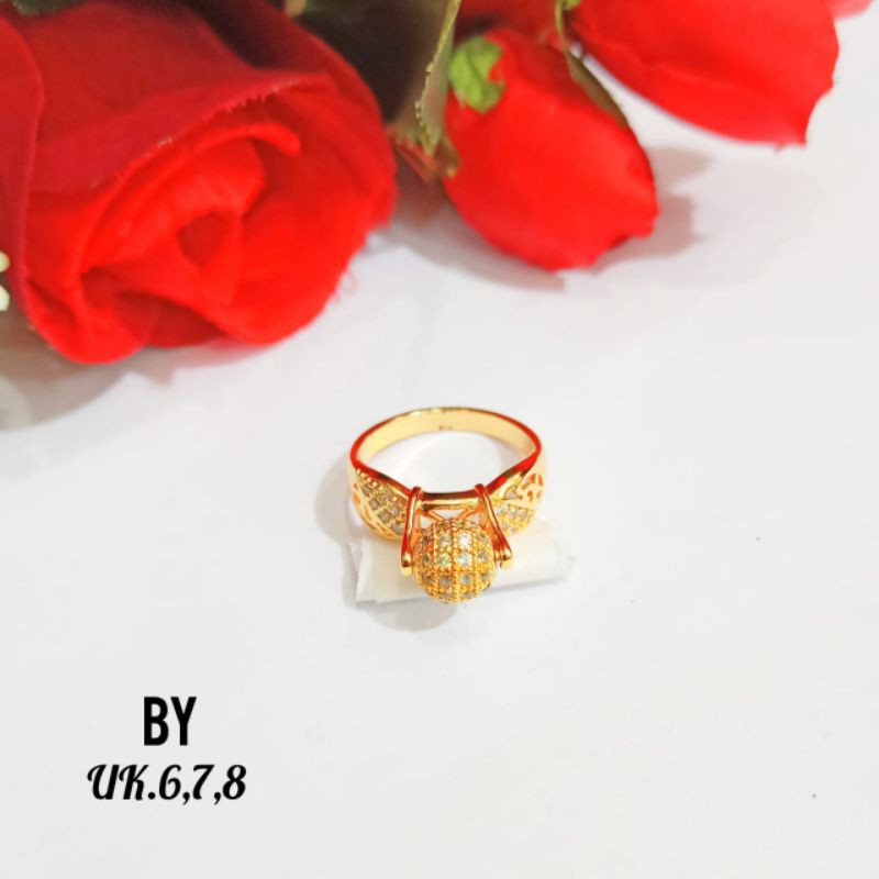 Cincin wanita permata zircon mewah model putar terbaru, termurah, tidak karat (COD)