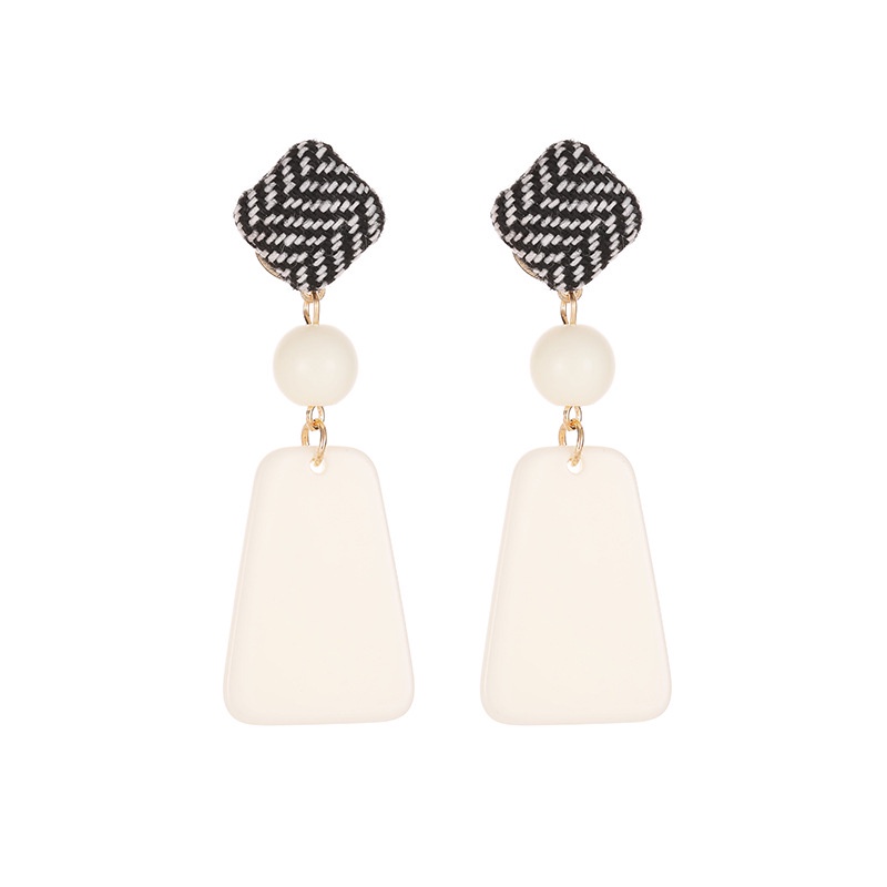 【CandyCat】Ins anting-anting wanita liontin bentuk geometris Anting jahitan tenunan Houndstooth-Putih