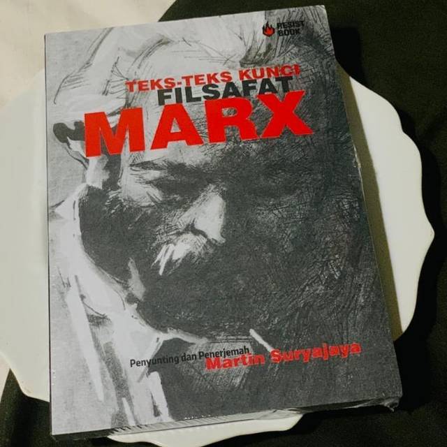 Teks-teks Kunci Filsafat Marx
- Karl Marx