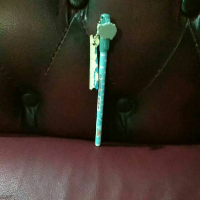 

Pena ruller mini warna biru