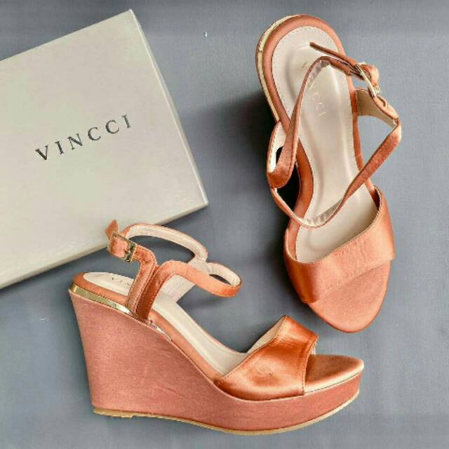 VINCCI SANDAL WEDGES